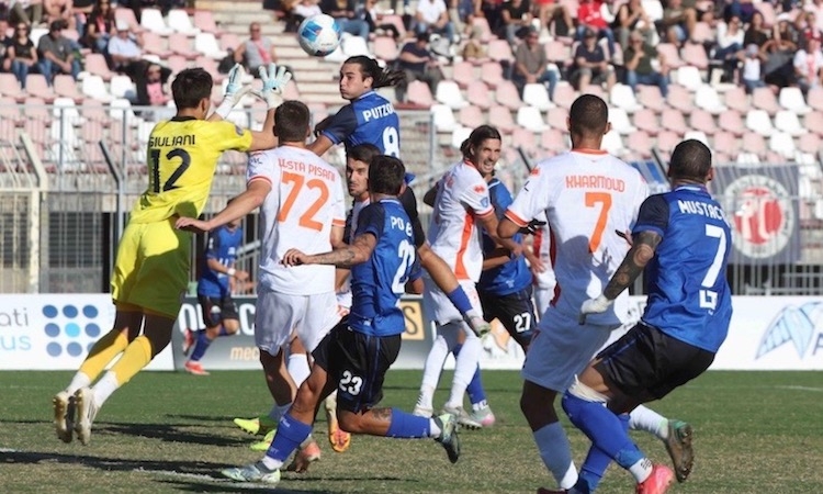 Serie D: programma e arbitri della 22ª giornata, Pistoiese-Piacenza in diretta l'1 febbraio su Vivo Azzurro Tv. Cambia la sosta di marzo per la Viareggio Cup: il campionato si fermerà l'8 marzo