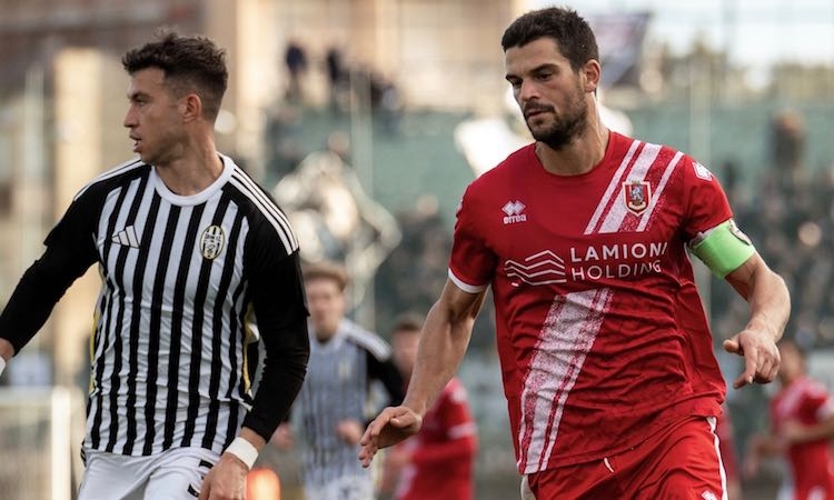 Serie D, la 30ª giornata si gioca il 2 e 3 aprile. Siena-Grosseto in diretta su Vivo Azzurro Tv e YouTube LND