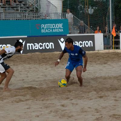 Napolivsviareggio 00025