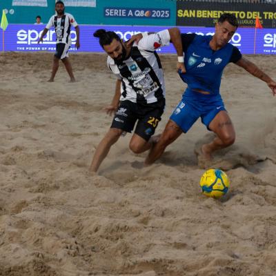 Napolivsviareggio 00026