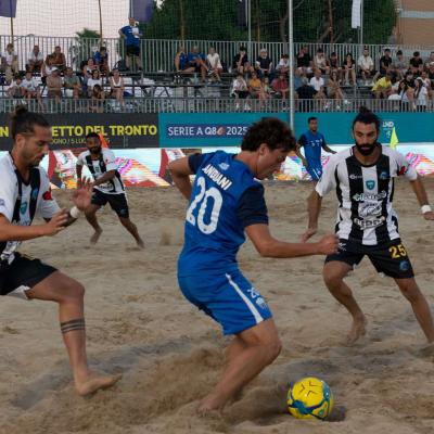 Napolivsviareggio 00028