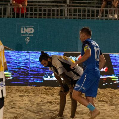Napolivsviareggio 00055