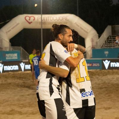 Napolivsviareggio 00058